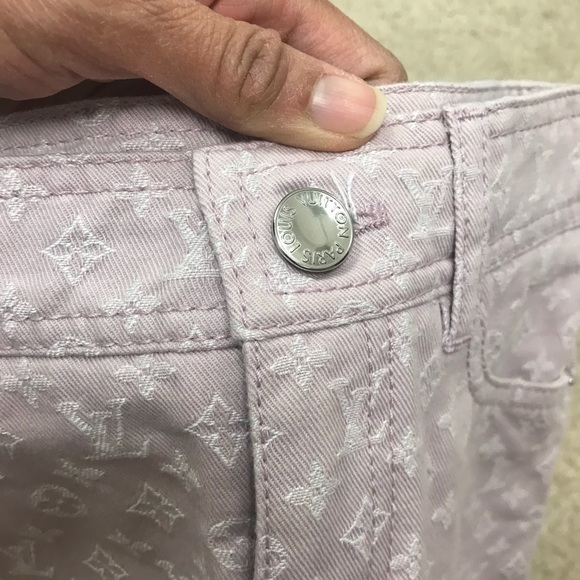 💯 Authentic Louis Vuitton mini skirt for toddler - Picture 2 of 8